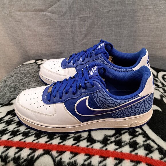 Size 13 Men Nike Air Force 1 Hyper Blue Elephant Sneakers 488298-416